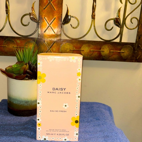 Marc Jacobs Other - Marc Jacobs Daisy Eau So Fresh perfume; brand new in original packaging